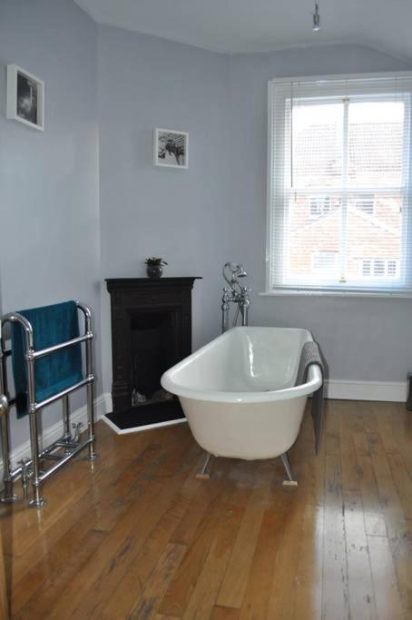Vila Beautiful Large Victorian Waterfront House Bristol Exteriér fotografie